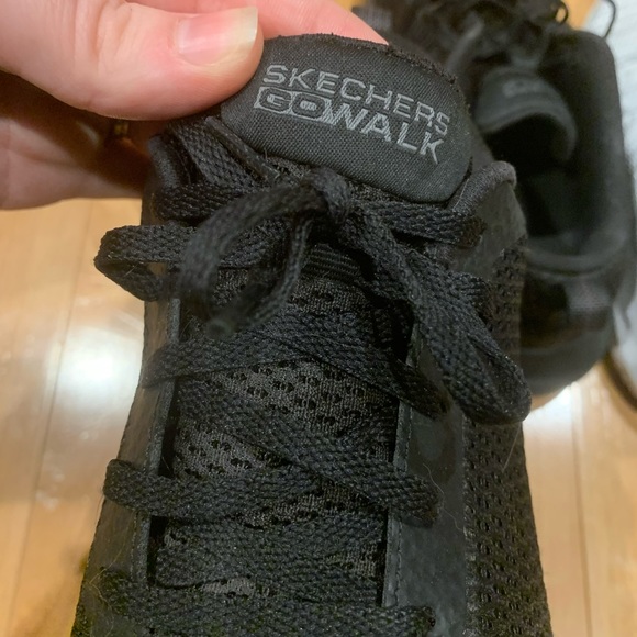 2 pairs Sketchers Sneakers - Picture 2 of 6